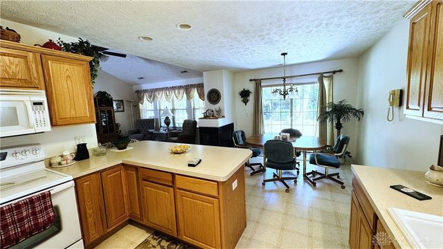 9144 Rolling Greens Trail, Miamisburg, OH 45342