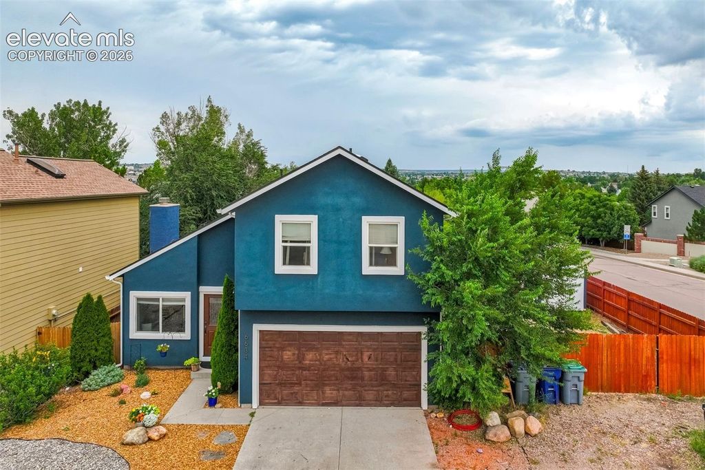6634 Chantilly Place, Colorado Springs, CO 80922 — exterior