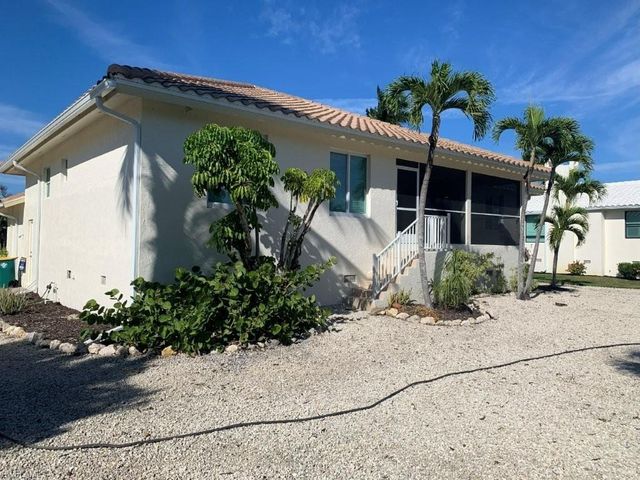 1235 Par View DR, Sanibel, FL 33957