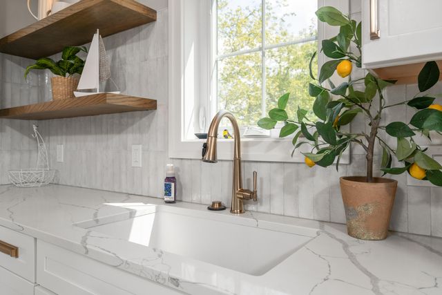 118 Elkenburg Street 20, South Haven, MI 49090