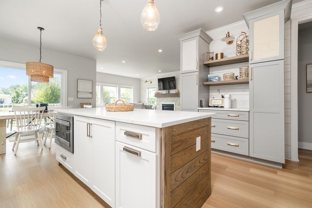 118 Elkenburg Street 20, South Haven, MI 49090