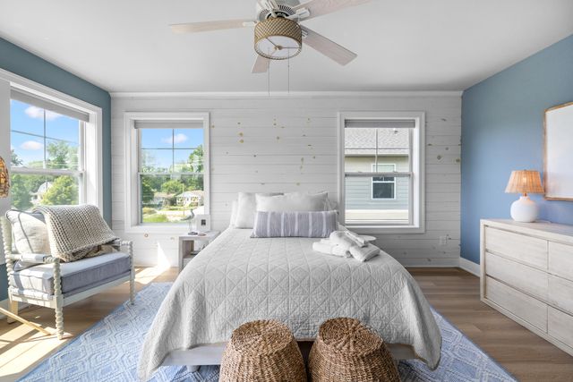 118 Elkenburg Street 20, South Haven, MI 49090