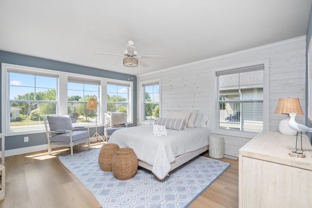 118 Elkenburg Street 20, South Haven, MI 49090