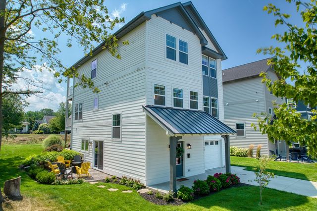 118 Elkenburg Street 20, South Haven, MI 49090