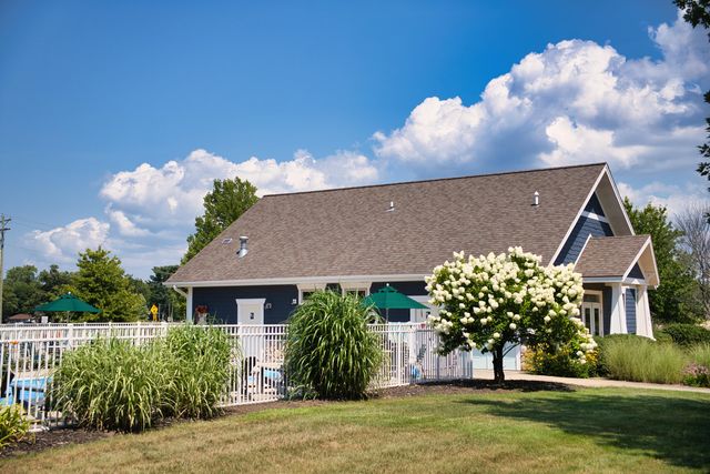 118 Elkenburg Street 20, South Haven, MI 49090