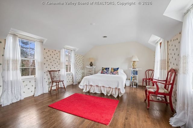 606 Briarwood Road, Charleston, WV 25314
