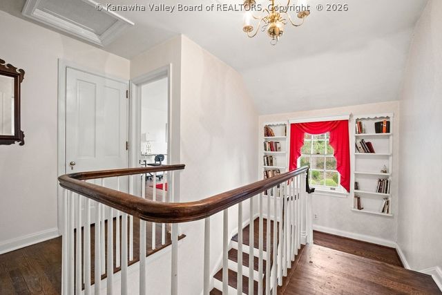 606 Briarwood Road, Charleston, WV 25314