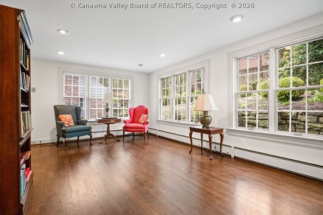 606 Briarwood Road, Charleston, WV 25314