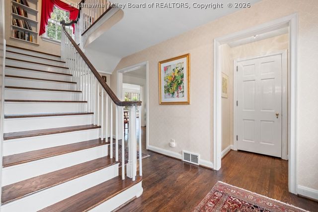 606 Briarwood Road, Charleston, WV 25314