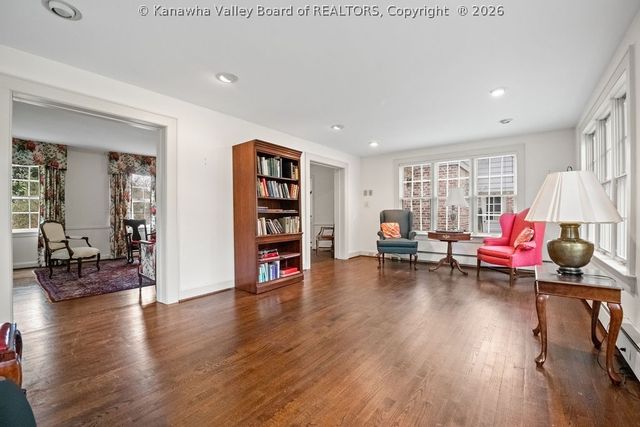 606 Briarwood Road, Charleston, WV 25314