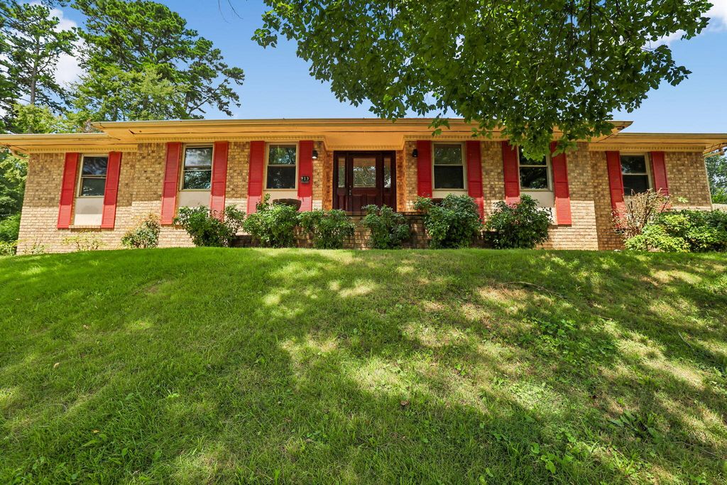 913 Belvoir Hills Circle, Chattanooga, TN 37412