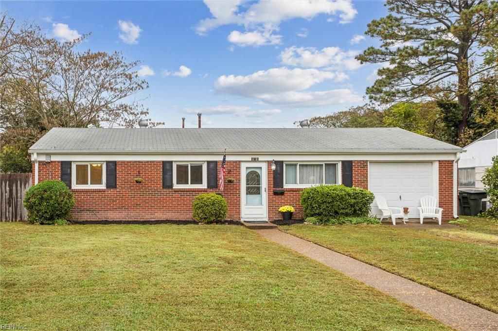 1821 Hurst DR, Hampton, VA 23663