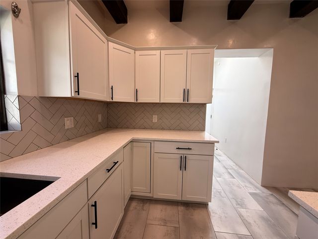 535 Hillside Avenue, Santa Fe, NM 87501