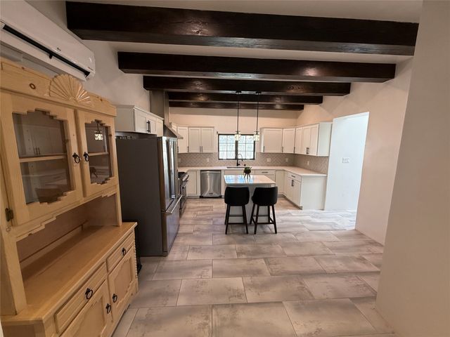 535 Hillside Avenue, Santa Fe, NM 87501