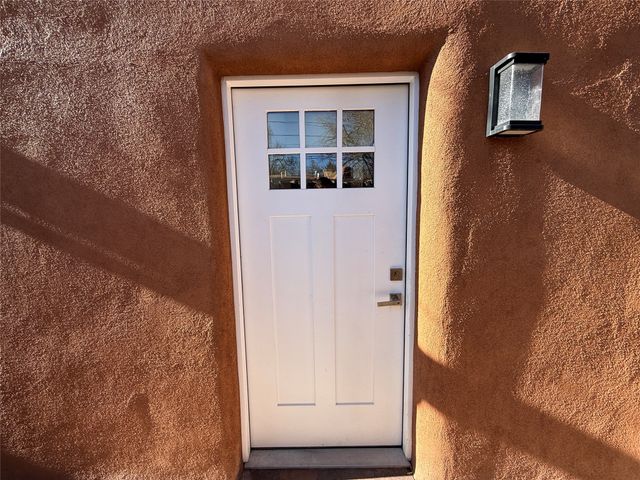 535 Hillside Avenue, Santa Fe, NM 87501