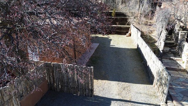 535 Hillside Avenue, Santa Fe, NM 87501