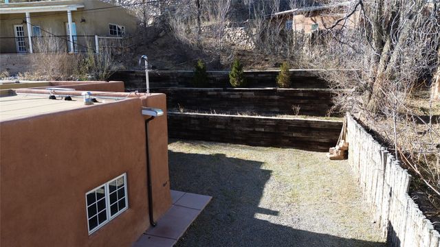 535 Hillside Avenue, Santa Fe, NM 87501