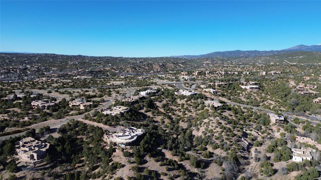 535 Hillside Avenue, Santa Fe, NM 87501