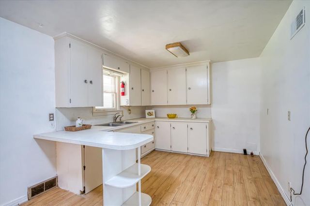 937 SW 34 Street, Oklahoma City, OK 73109