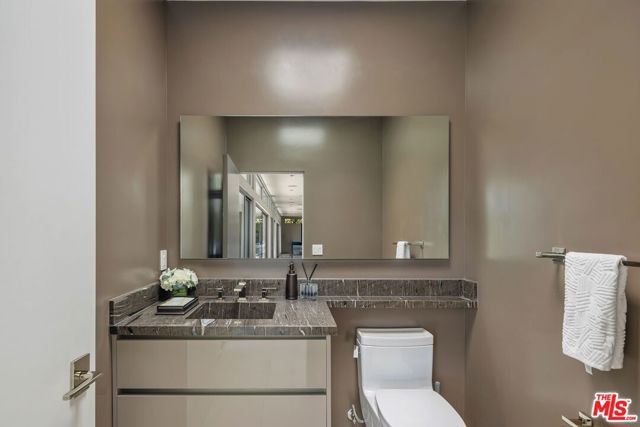 2189 Summitridge Drive, Los Angeles, CA 90077