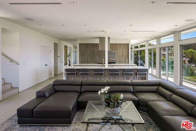 2189 Summitridge Drive, Los Angeles, CA 90077