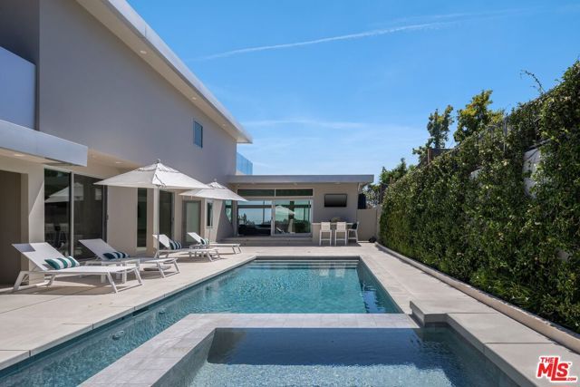2189 Summitridge Drive, Los Angeles, CA 90077