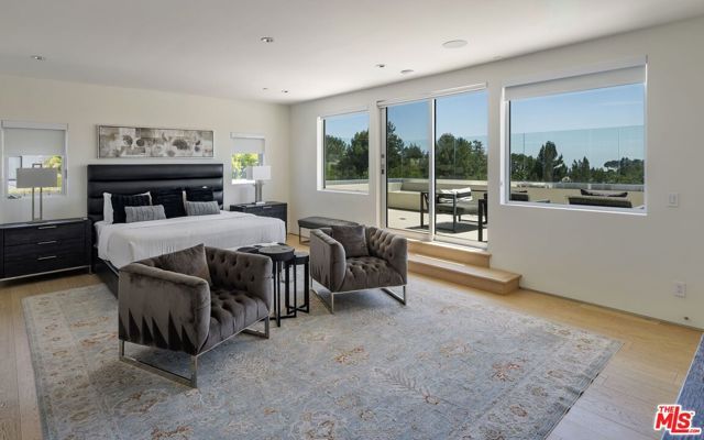 2189 Summitridge Drive, Los Angeles, CA 90077