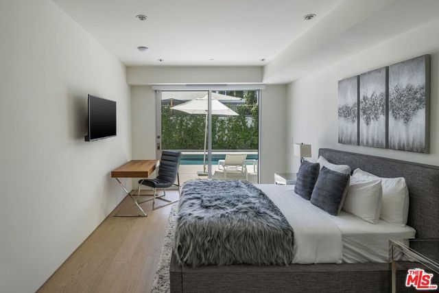 2189 Summitridge Drive, Los Angeles, CA 90077