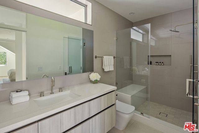 2189 Summitridge Drive, Los Angeles, CA 90077