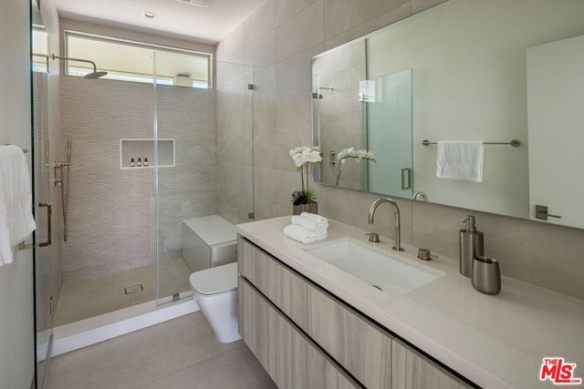 2189 Summitridge Drive, Los Angeles, CA 90077