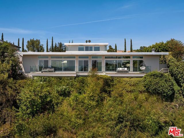 2189 Summitridge Drive, Los Angeles, CA 90077