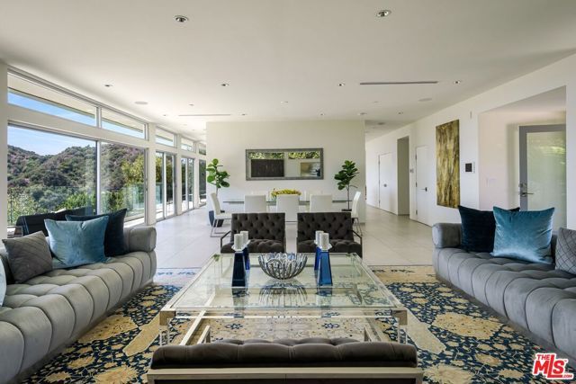 2189 Summitridge Drive, Los Angeles, CA 90077