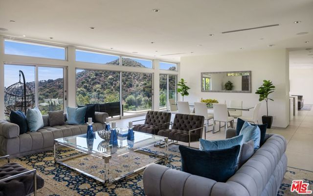 2189 Summitridge Drive, Los Angeles, CA 90077