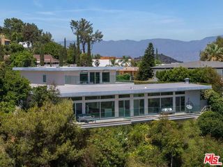 2189 Summitridge Drive, Los Angeles, CA 90077
