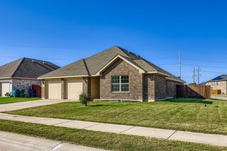 207 Bay Street, Waxahachie, TX 75165