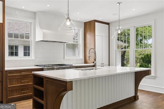 1317 N Highland Avenue NE, Atlanta, GA 30306