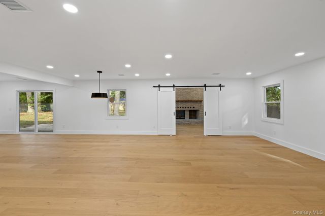 35 Winside Lane, Coram, NY 11727