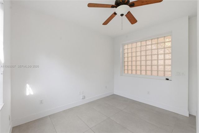 13012 N Riverwalk Cir N, Plantation, FL 33325