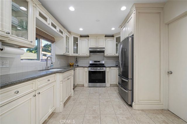 8319 Gainford Street, Downey, CA 90240