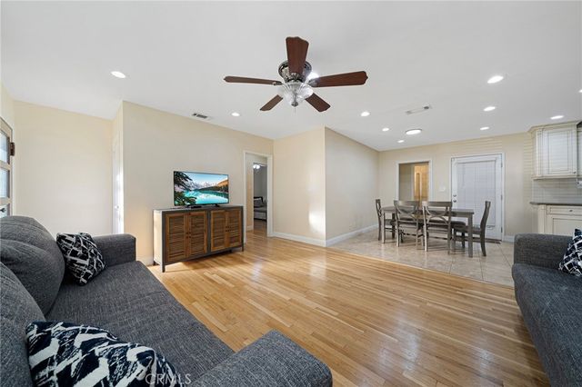 8319 Gainford Street, Downey, CA 90240