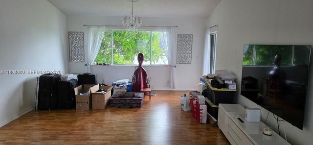 21255 NE 8th Pl 8, Miami, FL 33179