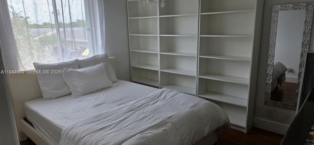 21255 NE 8th Pl 8, Miami, FL 33179