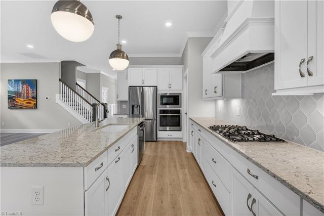 5106 Whaitley Lane, Greensboro, NC 27407