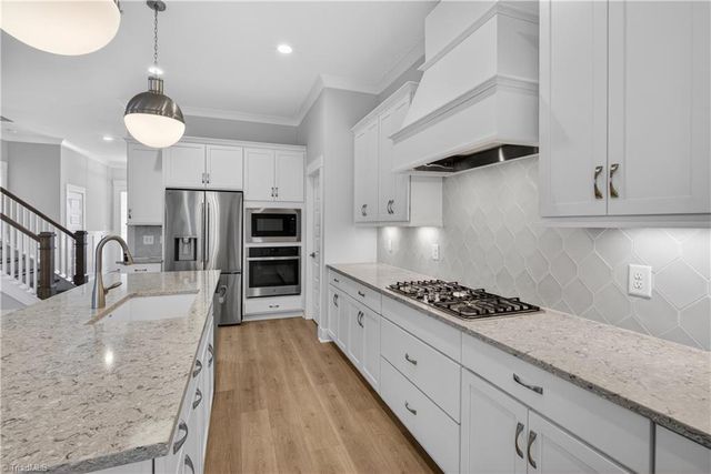 5106 Whaitley Lane, Greensboro, NC 27407