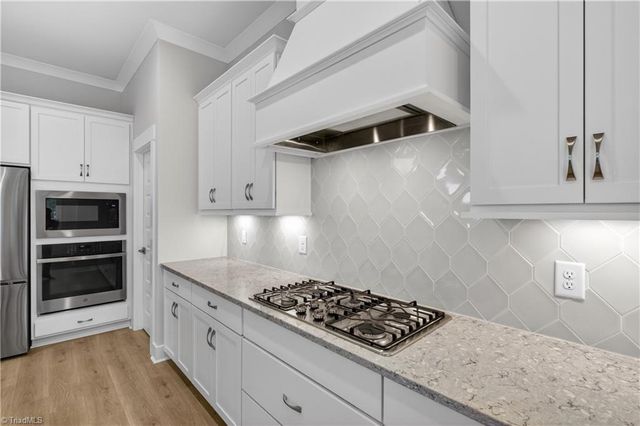 5106 Whaitley Lane, Greensboro, NC 27407