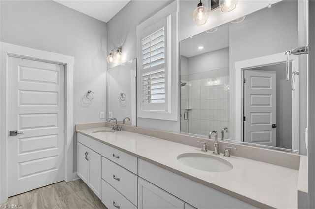 5106 Whaitley Lane, Greensboro, NC 27407