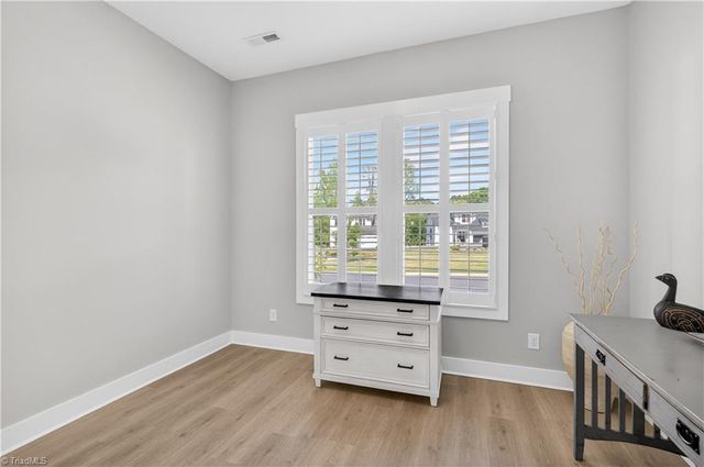 5106 Whaitley Lane, Greensboro, NC 27407