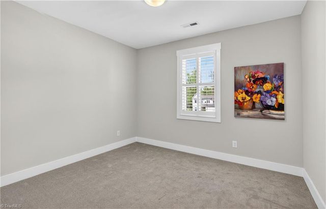 5106 Whaitley Lane, Greensboro, NC 27407