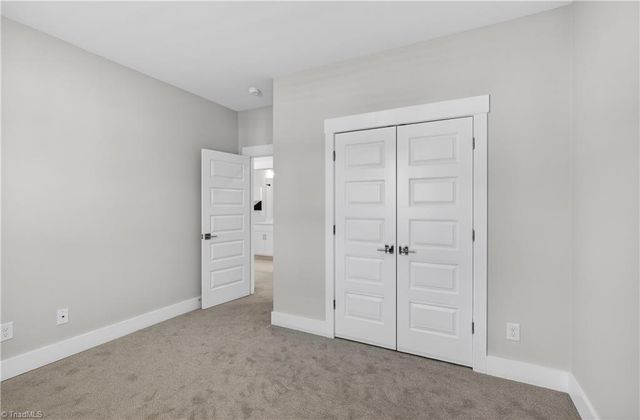 5106 Whaitley Lane, Greensboro, NC 27407