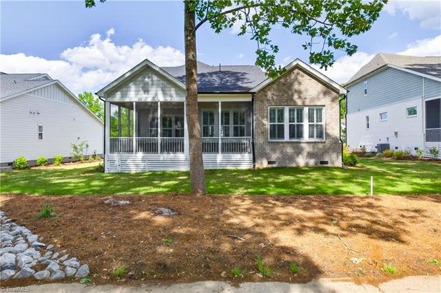 5106 Whaitley Lane, Greensboro, NC 27407